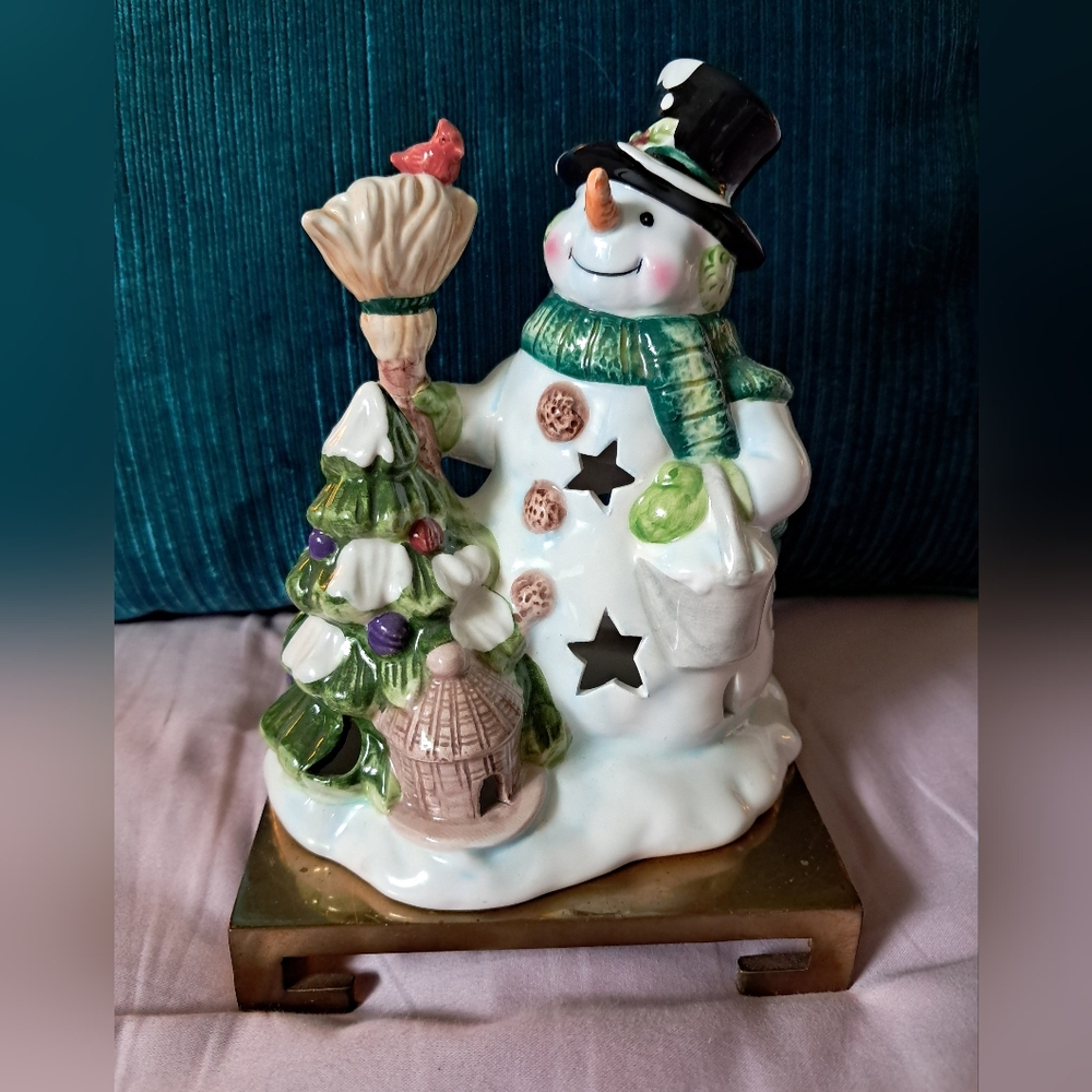 2001 S.H Vintage Hand Painted Ceramic Snowman Tealight Holder